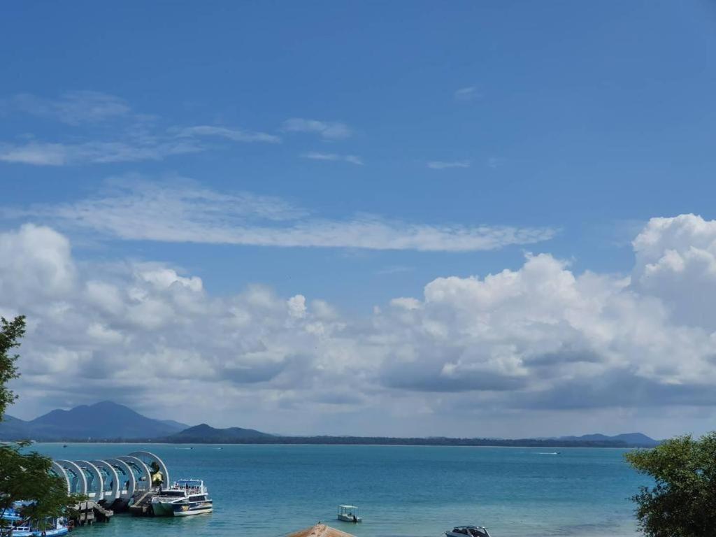 Rainbow Sky Hotel Samet Koh Samet Exterior foto